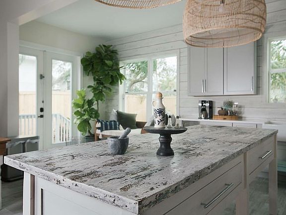 Kitchen and sitting room 