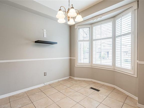 5th image of 800 Upper Paradise Rd #30