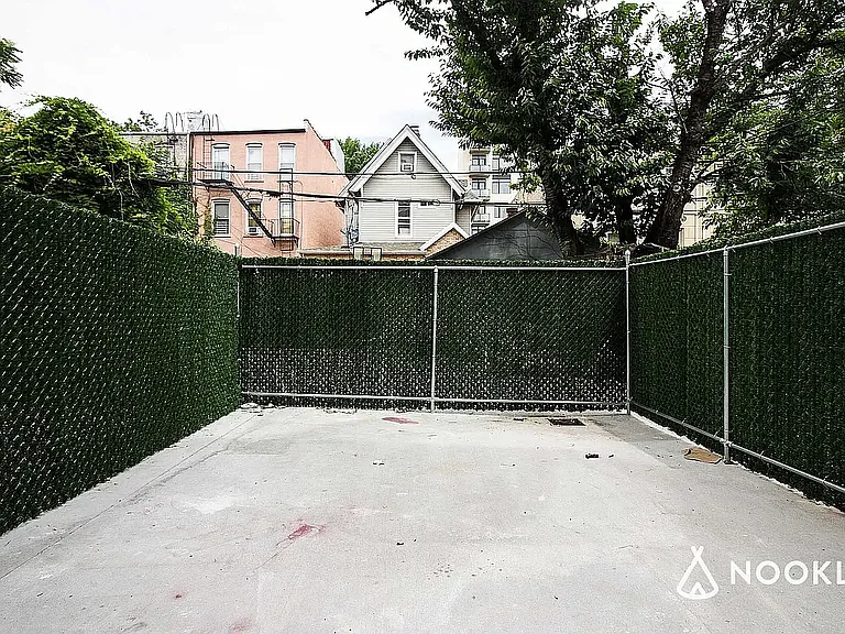 225 Winthrop St #1A — Photo 6