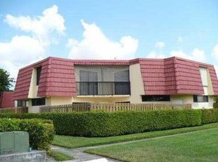 8385 Trent Ct APT B, Boca Raton, FL 33433