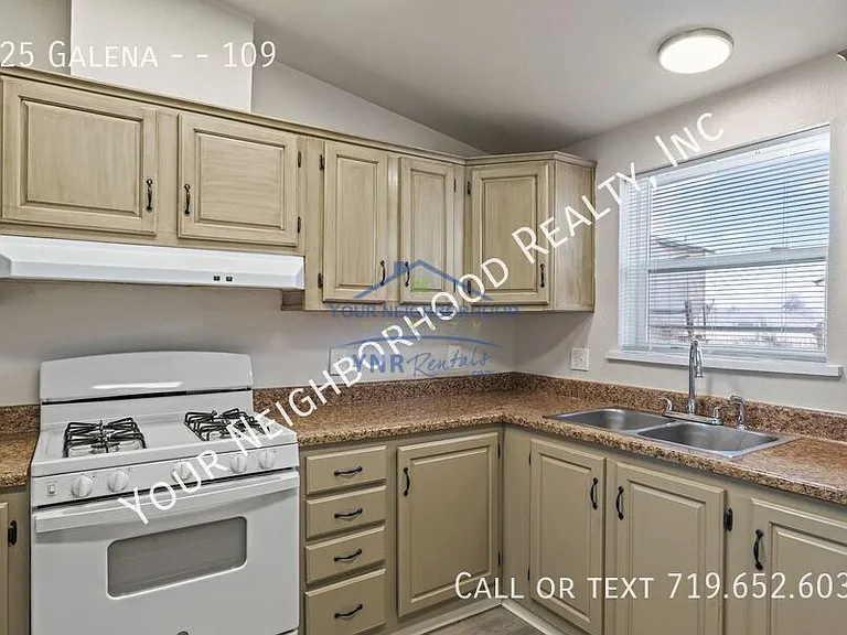 325 E Galena Ave #109 — Photo 9