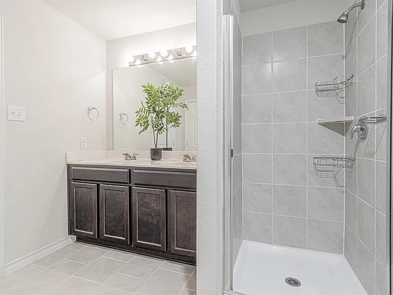 7019 Capella Cir — Photo 29