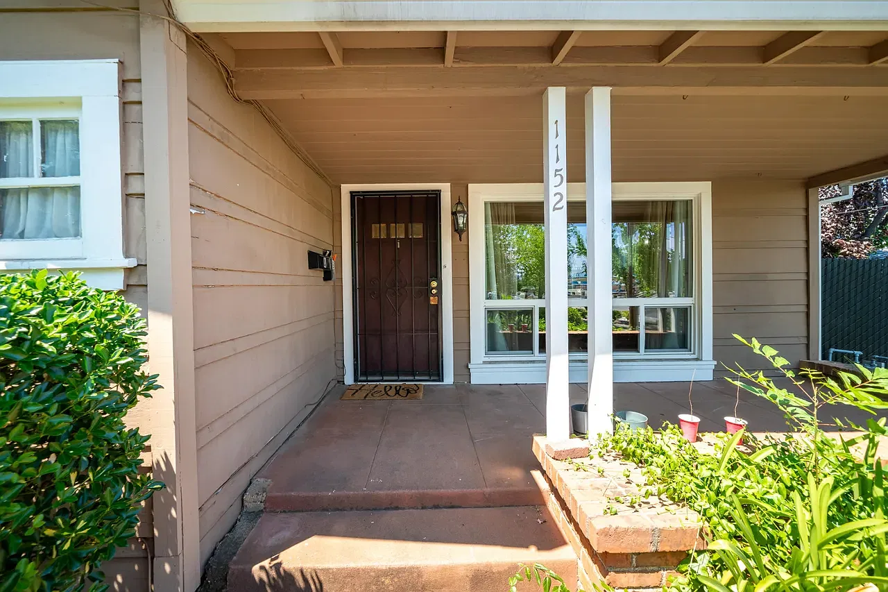 2 bed, 1015 sqft, $1,500 — Photo 2
