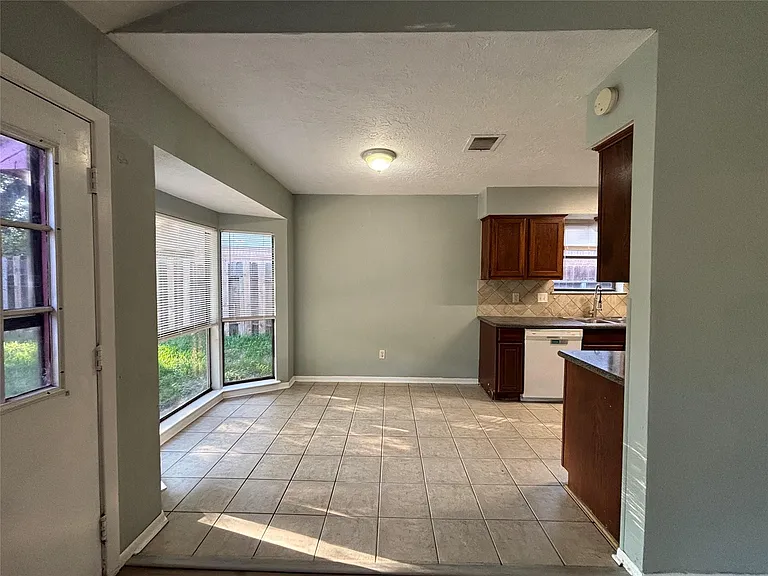 1506 Park Maple Dr — Photo 7