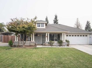1126 Bradley Ct, Exeter, CA 93221