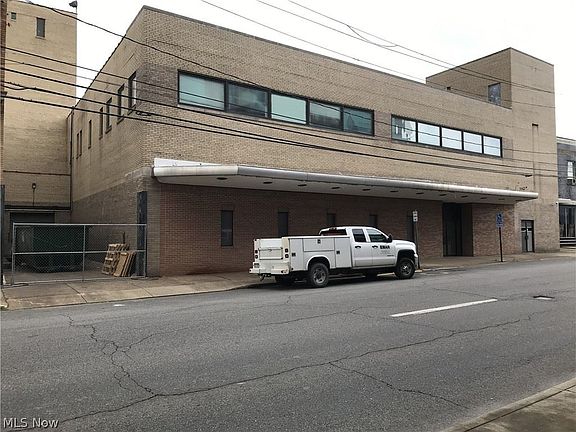 2nd image of 714 Market St