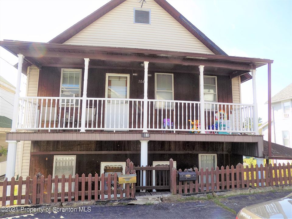 1st image of 1046 Carmalt St