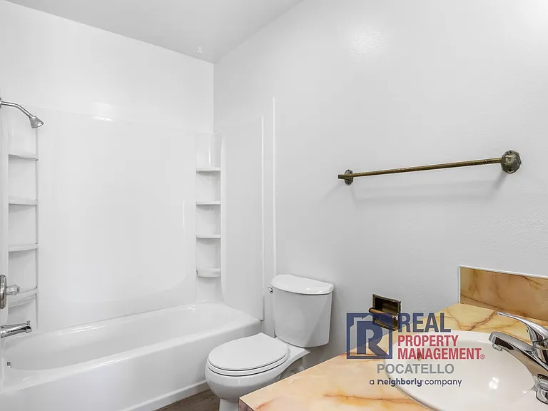 1117 Booth Dr — Photo 14