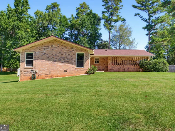 3307 Wildwood Dr SW, Marietta, GA 30060