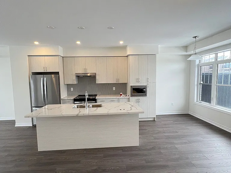 392 Tim Manley Ave — Photo 5