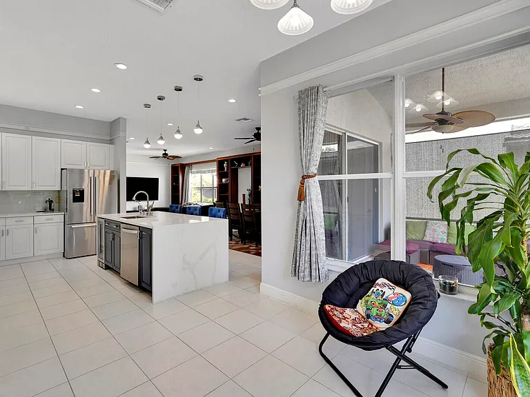 19084 Skyridge Cir — Photo 16