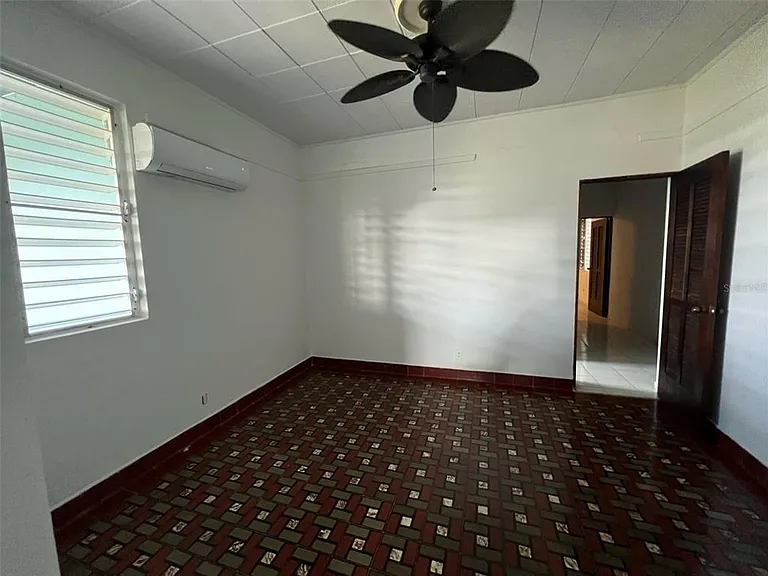 Circulo C Casa En Ramey #213-A — Photo 19