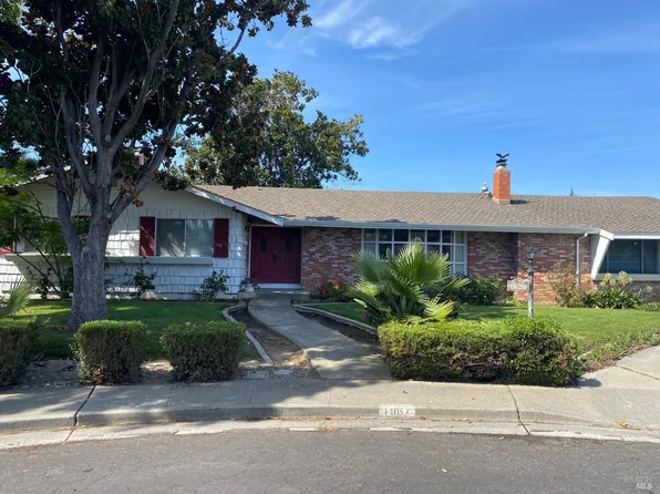 1967 London Ln, Fairfield, CA 94533