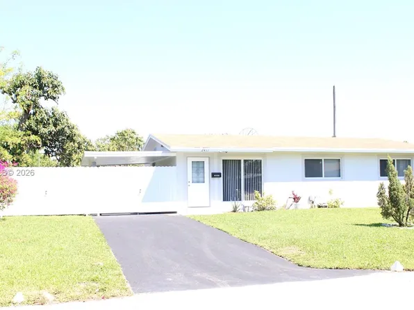 2411 SW 6th St, Fort Lauderdale, FL 33312