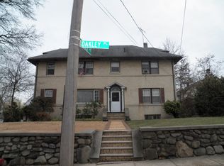 16 Oakley Place, Staten Island, NY 10306