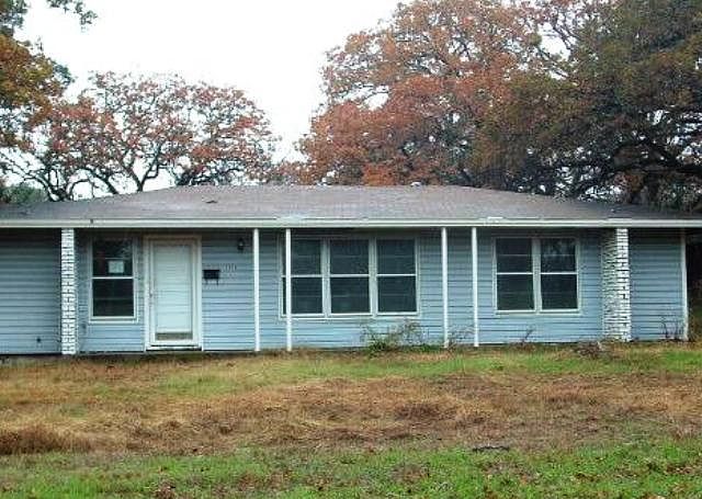 1st image of 2208 Murray Ave