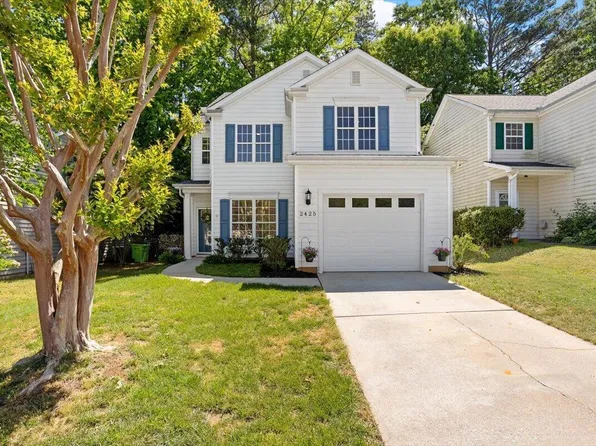 2425 Valley Haven Dr, Raleigh, NC 27603