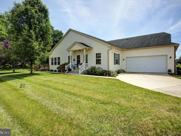 3293 Portrait Way, Chambersburg, PA 17202
