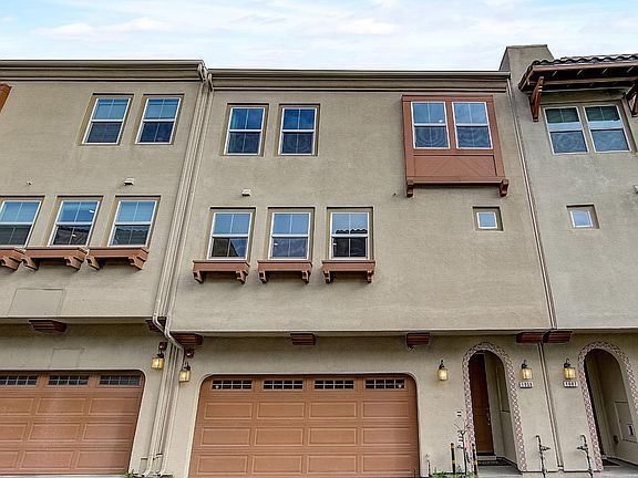 3rd image of 1009 Ocean View Ave