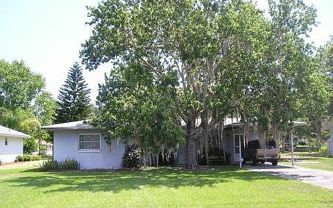1st image of 1549 Lake Clay Dr
