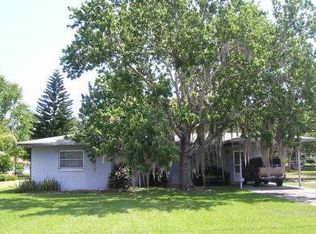 1549 Lake Clay Dr, Lake Placid, FL 33852