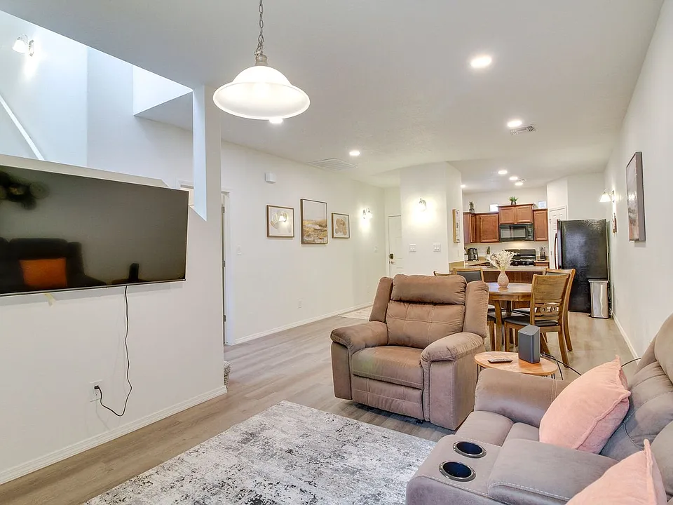 271 San Clemente Ave NW #ID1604740P