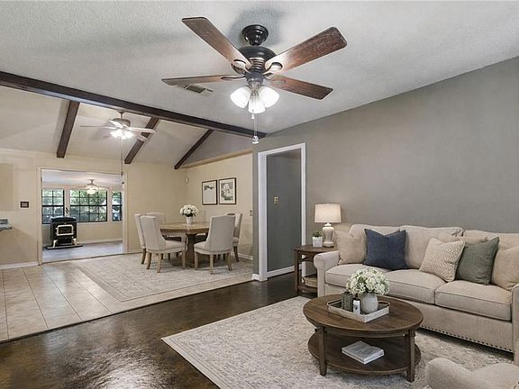 5th image of 66436 Bruce Rd