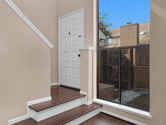 4th image of 2851 Panagard Dr #40