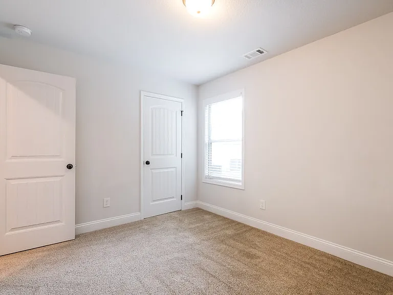 150 Heartland Cir — Photo 14
