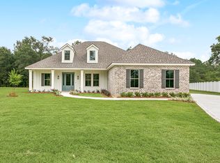 Esplanade Plan, Heritage Oaks, Picayune, MS 39466