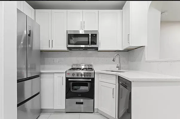 Rented by Douglas Elliman | media 18