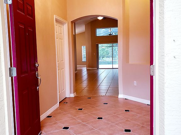 3rd image of 4713 Chalfont Dr