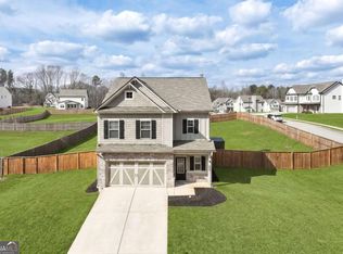 199 Laurel Cove Dr, Hoschton, GA 30548