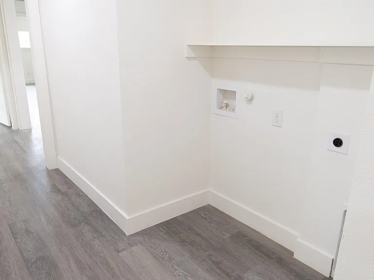 2308 Talunar Ln — Photo 16
