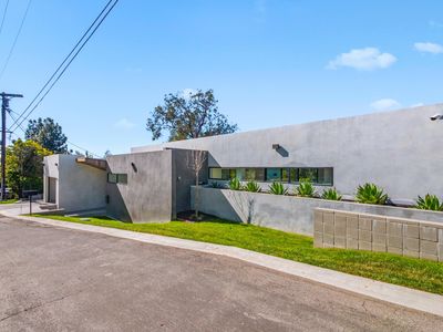 2961 Briar Knoll Dr, Los Angeles, CA, 90046