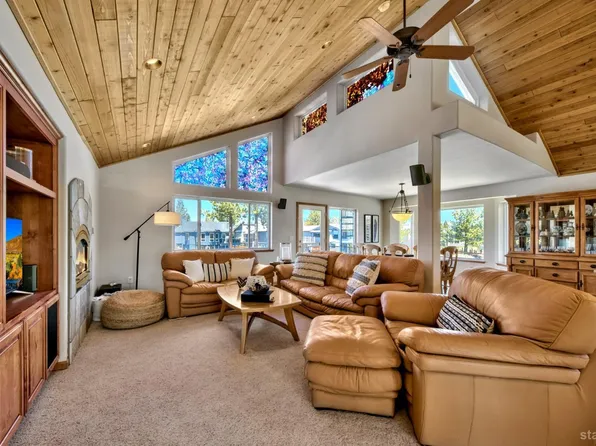 1979 Garmish Ct, South Lake Tahoe, CA 96150