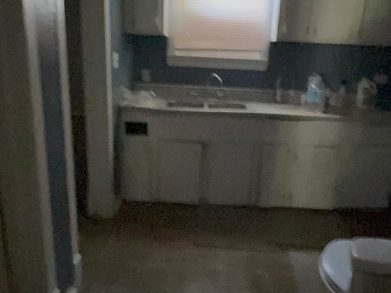 1319 W Aiken Ave — Photo 7