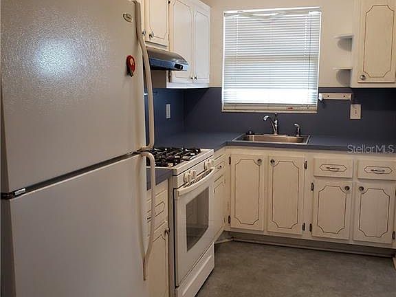 3rd image of 5530 80th St N Unit A207