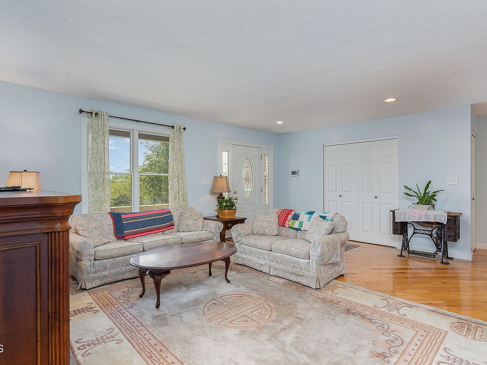 1452 Hogg Ridge Rd, Williamstown, KY 41097 MLS 616087 Zillow