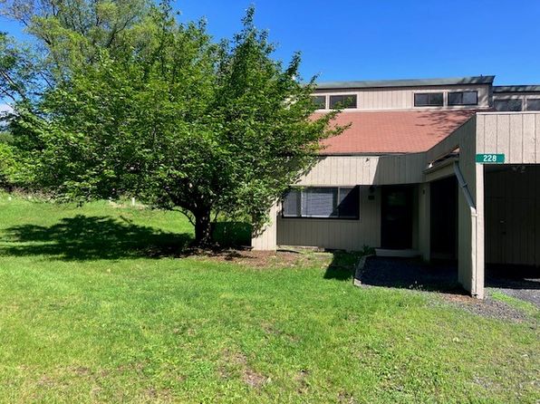 228 Evergreen Ct #32