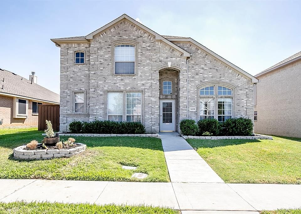 1st image of 1410 Stone Canyon Way