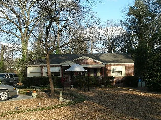 1172 Cypress Dr photo 1