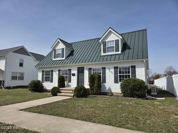 172 S 4th St, Hughesville, PA 17737
