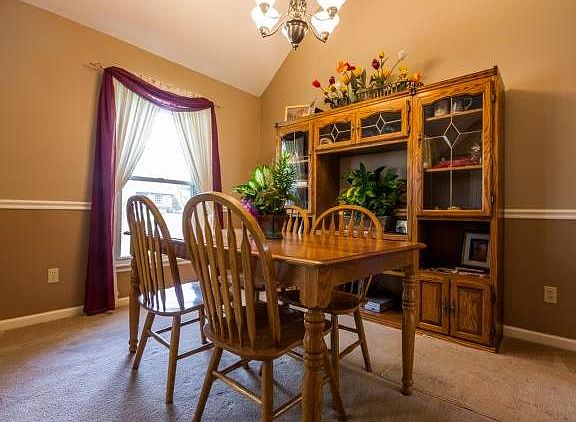 5th image of 3512 NE Kingwood Pl