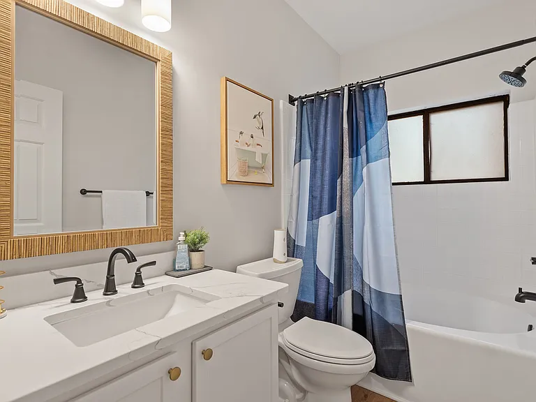 6001 Winterpointe Ln #102 — Photo 31