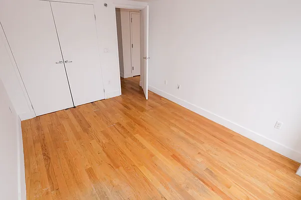 Rented by Compass | media 25