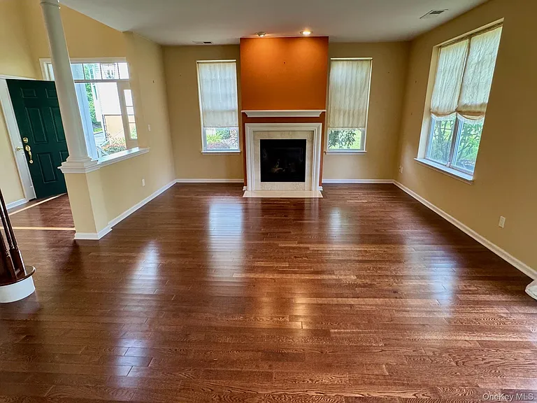 8 Green Ct — Photo 9