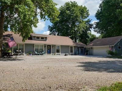38202 E Old Pink Hill Rd, Oak Grove, MO, 64075