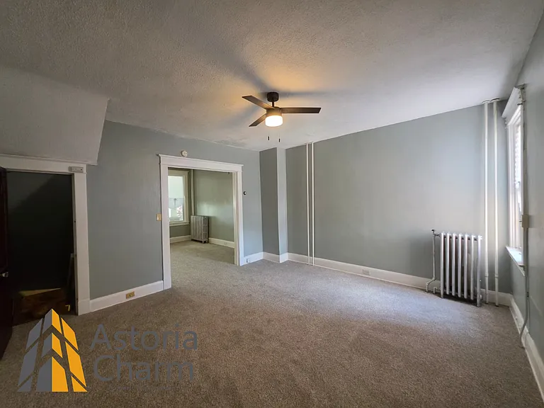 1561 Homestead St — Photo 11