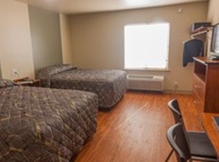 4900 Emerald Ct, Cleveland, OH 44135